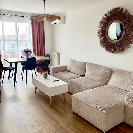 5min De La Apartment
